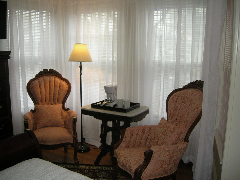 Nantucket White House Inn Екстериор снимка